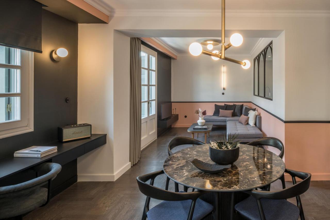 72 Ad Suites Tesalonika Bagian luar foto