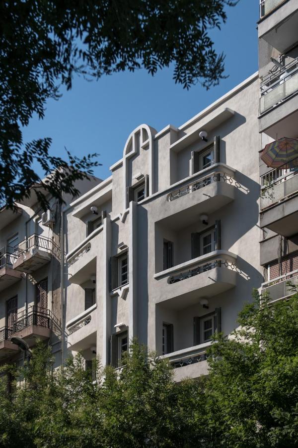 72 Ad Suites Tesalonika Bagian luar foto